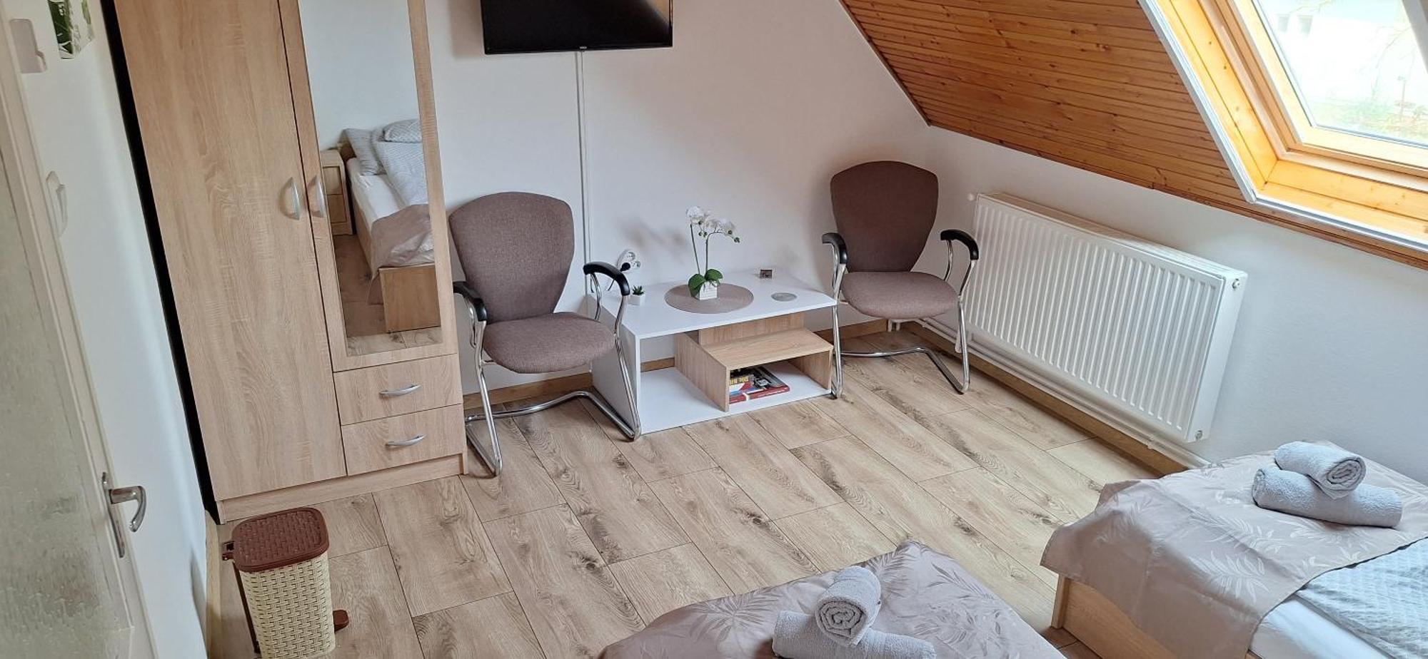 For You Apartman Gyula Zewnętrze zdjęcie